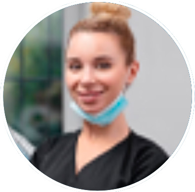 Ana Carla, Dentista